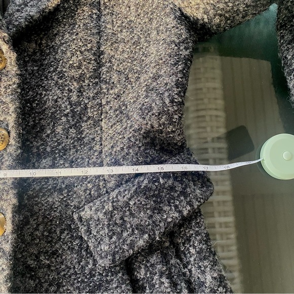 ❤️Laundry by Shelli Segal ❤️ 2. Grey Bouclè Coat w/ Brass buttons, flared style - Picture 10 of 16